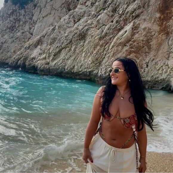 RARE Revolve Patterned Bikini Set - Picture 2 of 6